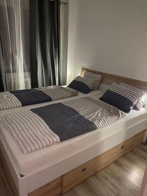 In Mariahilferstrasse/schwendermarkt Apartamento *