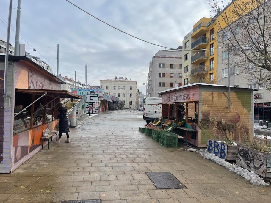 In Mariahilferstrasse/schwendermarkt Viena